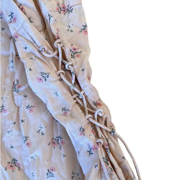 Praerie - Sandy Floral Side Lace up Maxi Dress in Pink - Picture 3 of 5